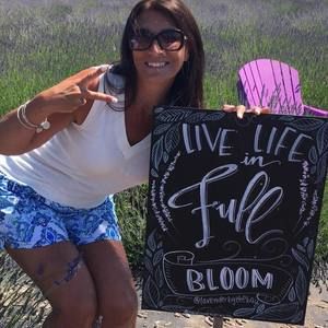 Meet your Posher, Natalie